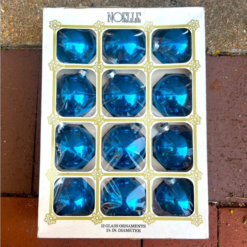 Vintage Noelle Glass Christmas Ornaments